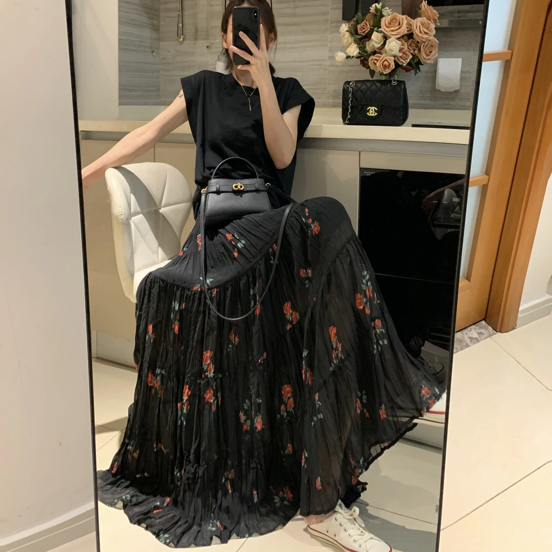 星辰碎花半身裙2025春夏高腰显瘦松紧百搭垂感大摆中长款半身裙女