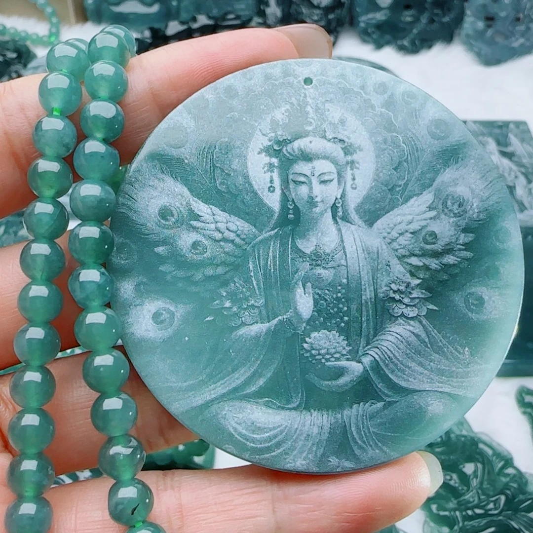 翡翠未镶嵌颈饰多样性发货天然的A货翡翠