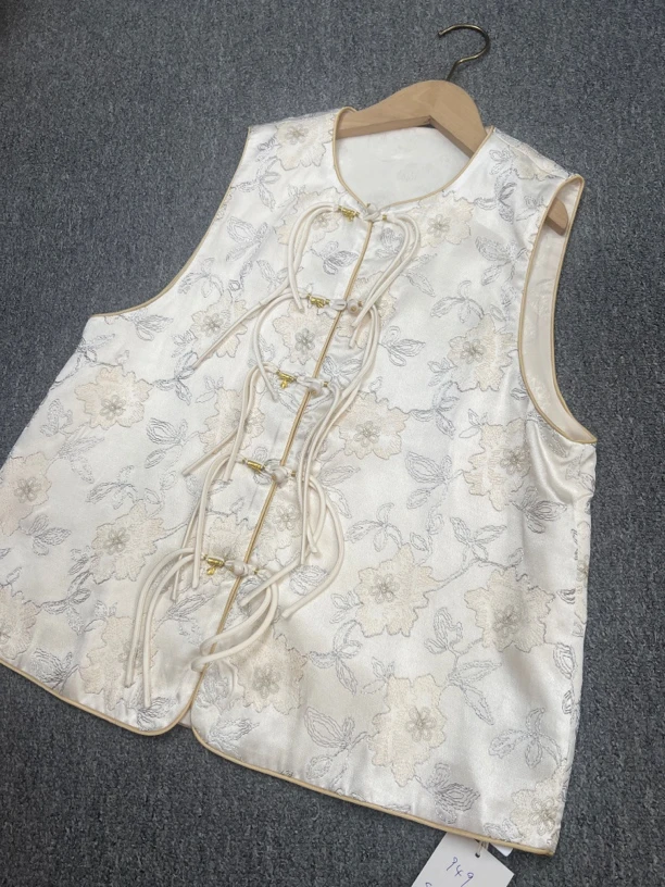 南油朱朱2重工白色马甲949