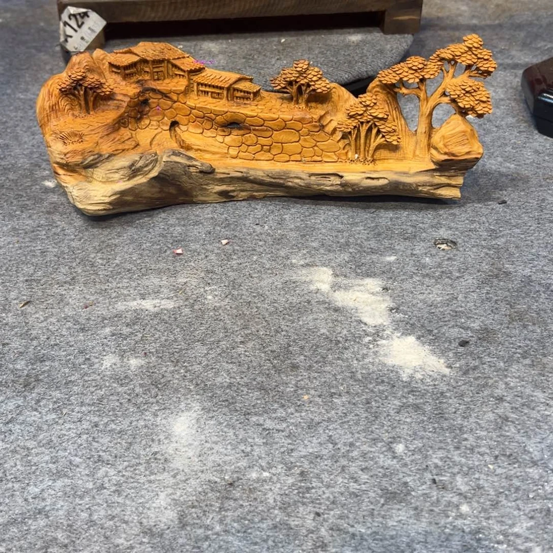 晓***语金丝楠山水居家摆件