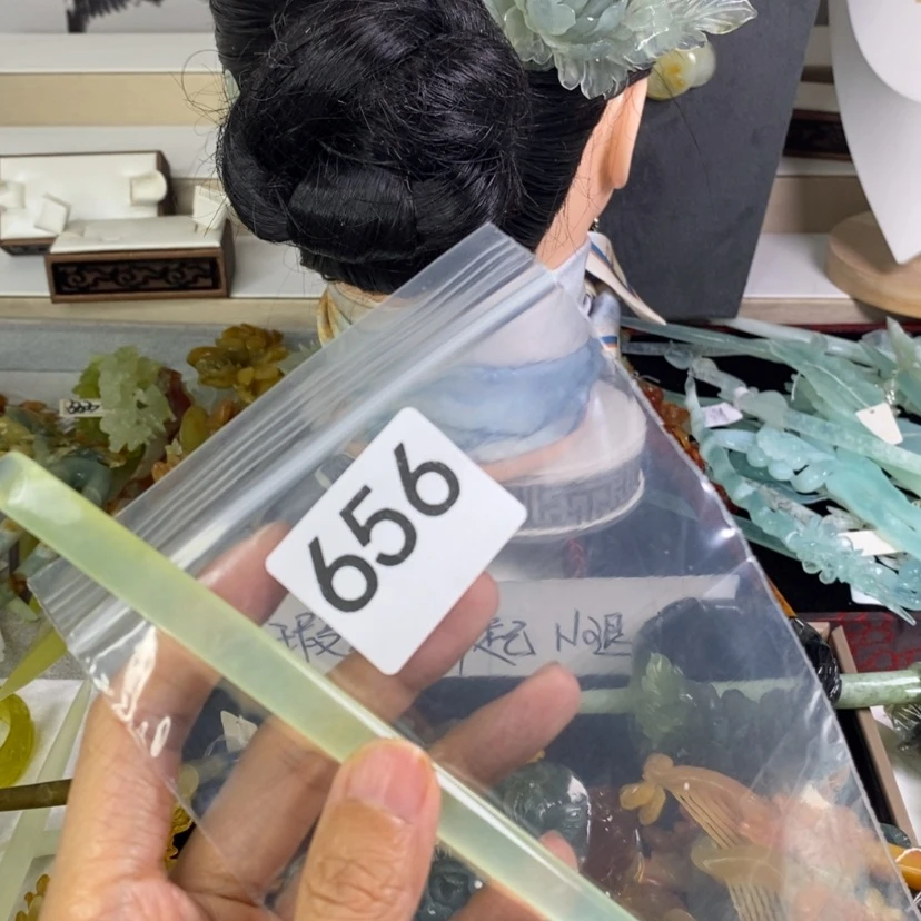 【闪购商品】岫玉发饰未镶嵌施****女