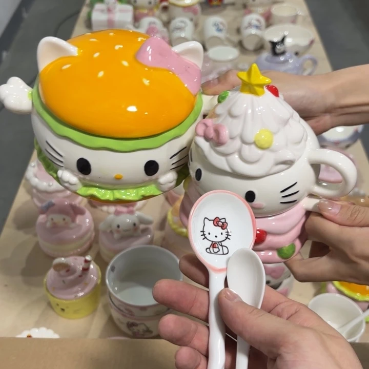 紫砂在干嘛呀亲爱呢