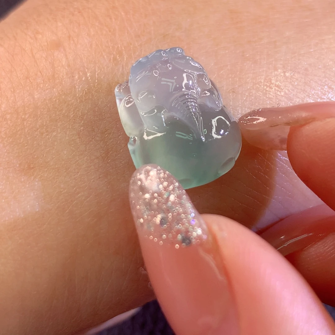 定制翡翠未镶嵌翡翠