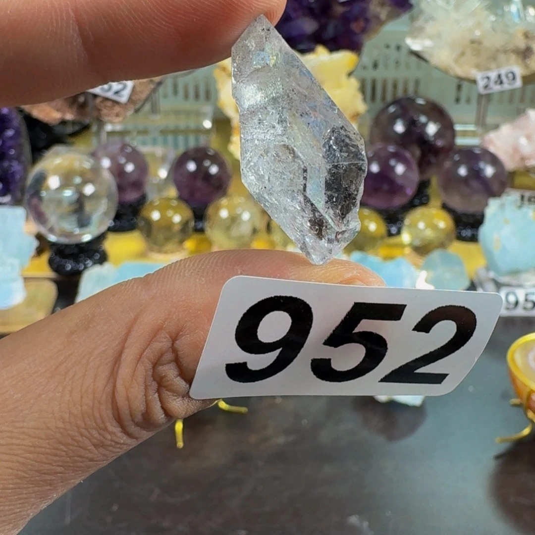 珠宝半成品水晶未镶嵌