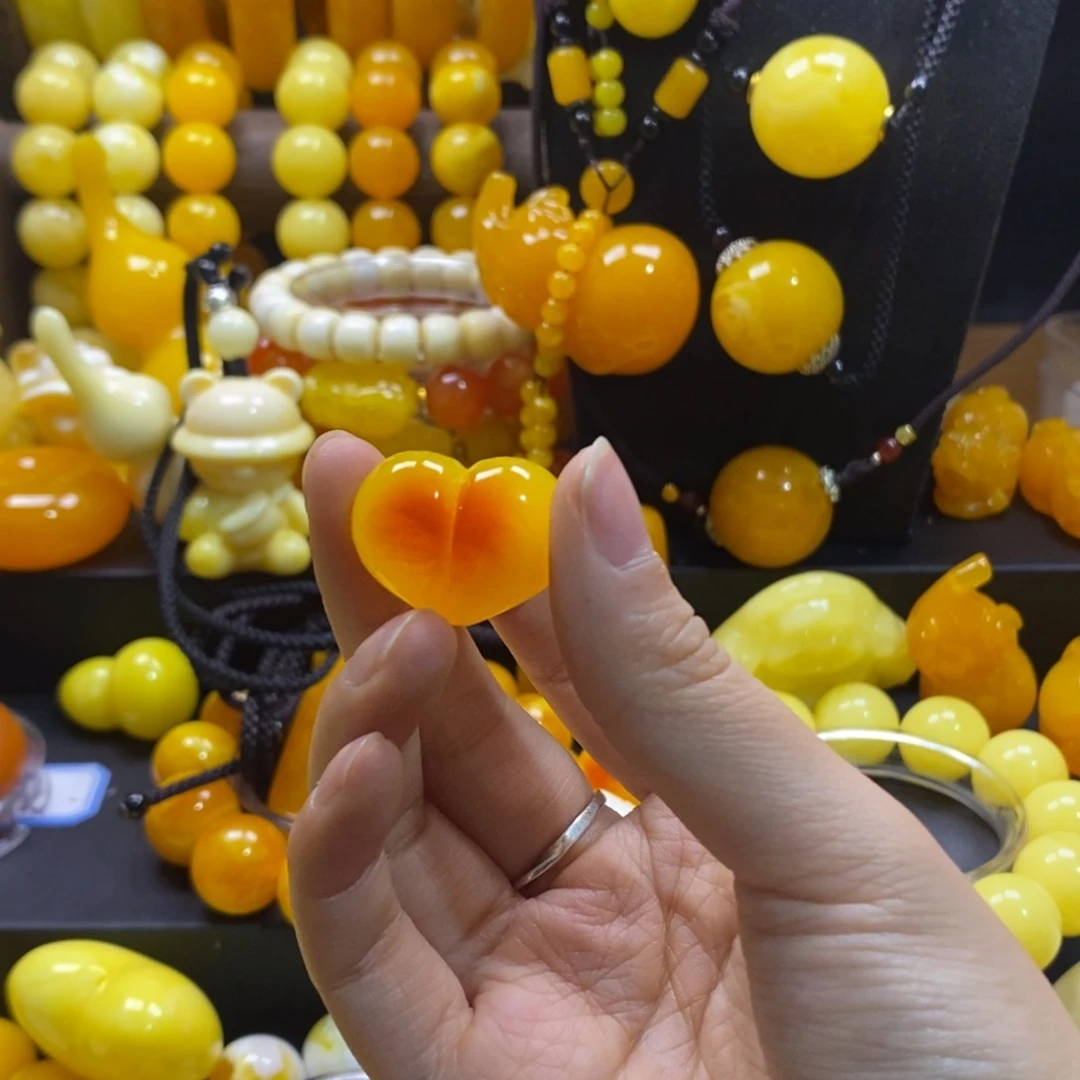 张***ᐝ非金属全品无暇卡小屁桃