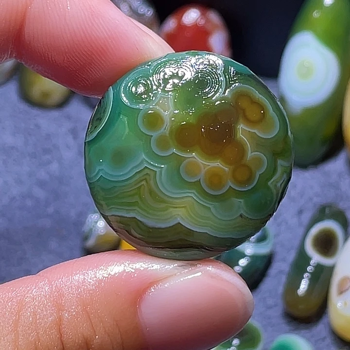 未镶嵌玛瑙/玉髓珠宝奇石