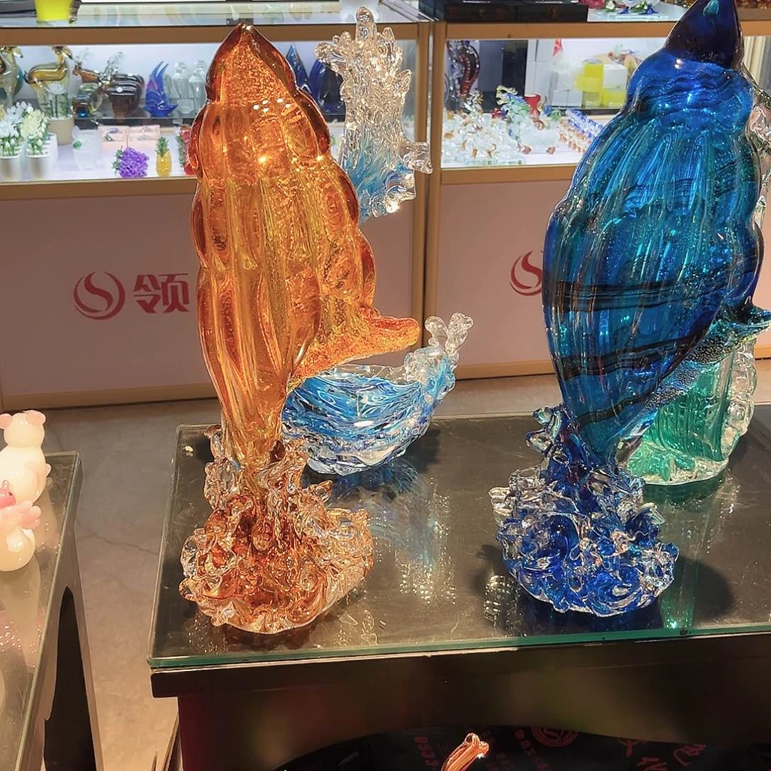 茶盏M****林琉璃之城是我见最