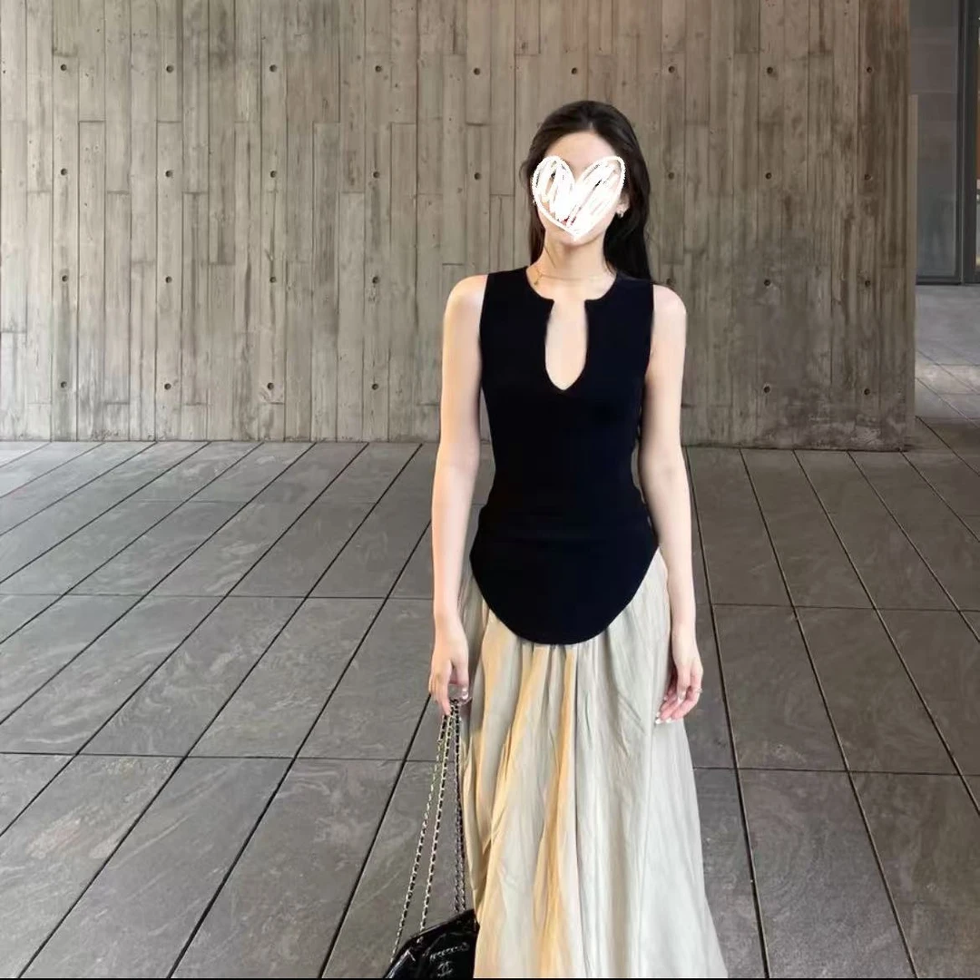 小众设计感V领针织背心上衣女2025夏季简约休闲宽松褶皱高腰长裙