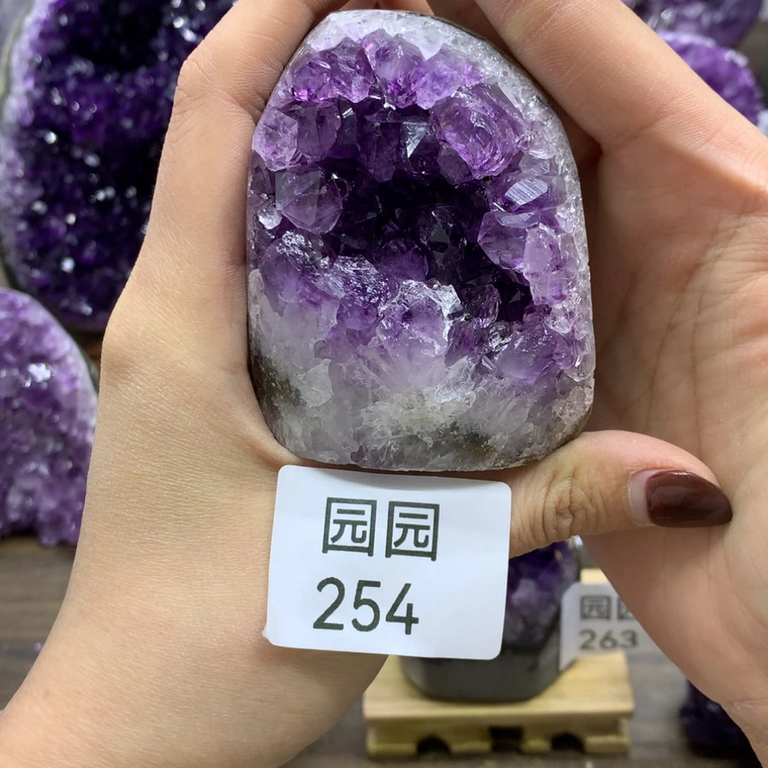 紫晶大型摆件（非配饰）未镶嵌