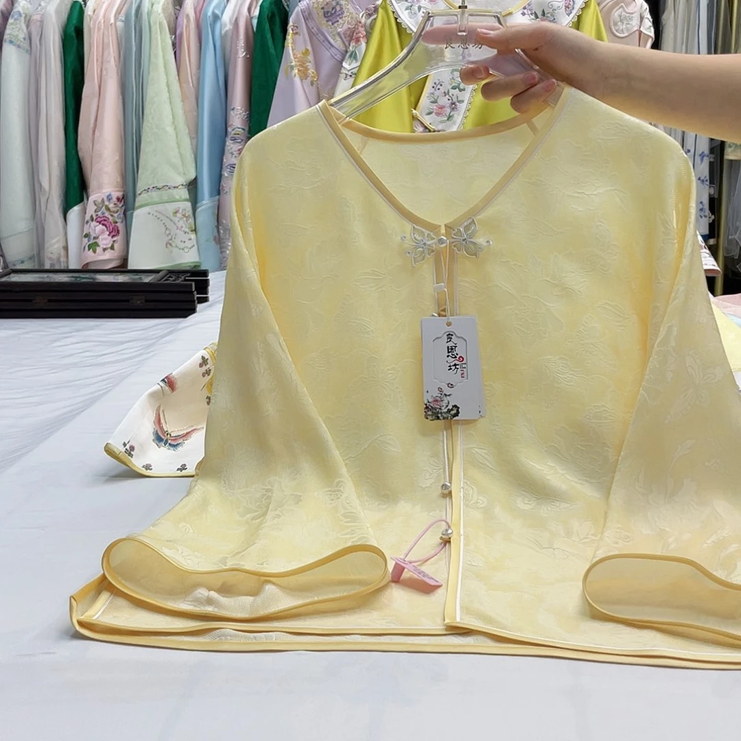 桑蚕丝蝴蝶扣对襟罗衣