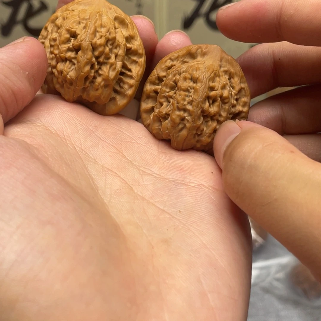 文玩核桃把件望月023
