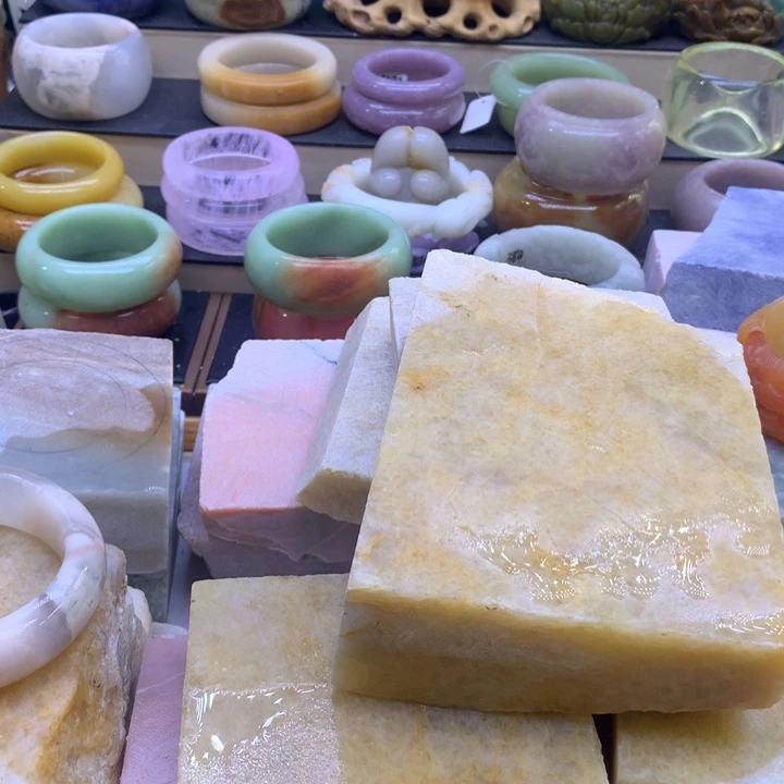 石英质玉2457998643未镶嵌绝**度