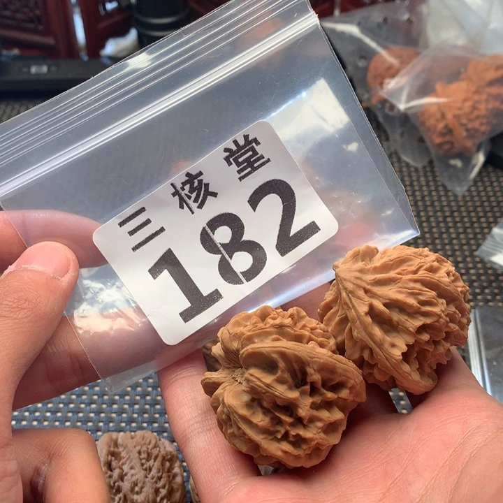 吊坠文玩核桃龙门涧