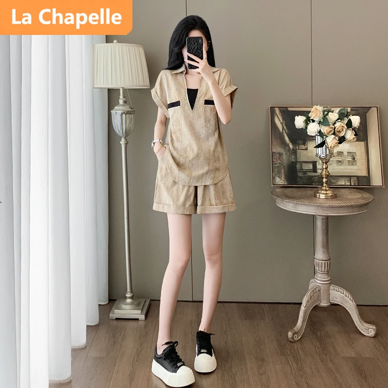 拉夏贝尔小个子气质女神套装女设计感减龄短袖V领上衣短裤两件套