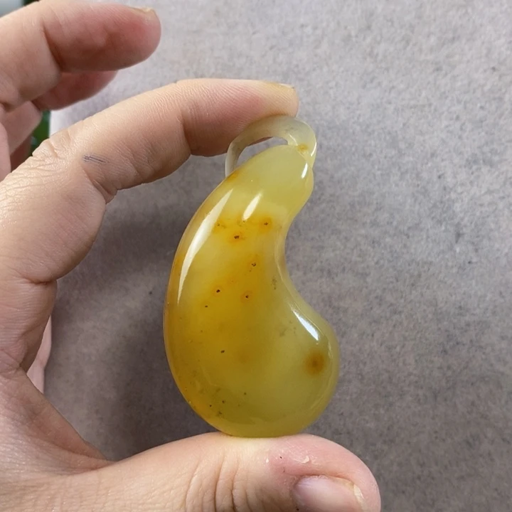 未镶嵌岫玉挂件吊坠