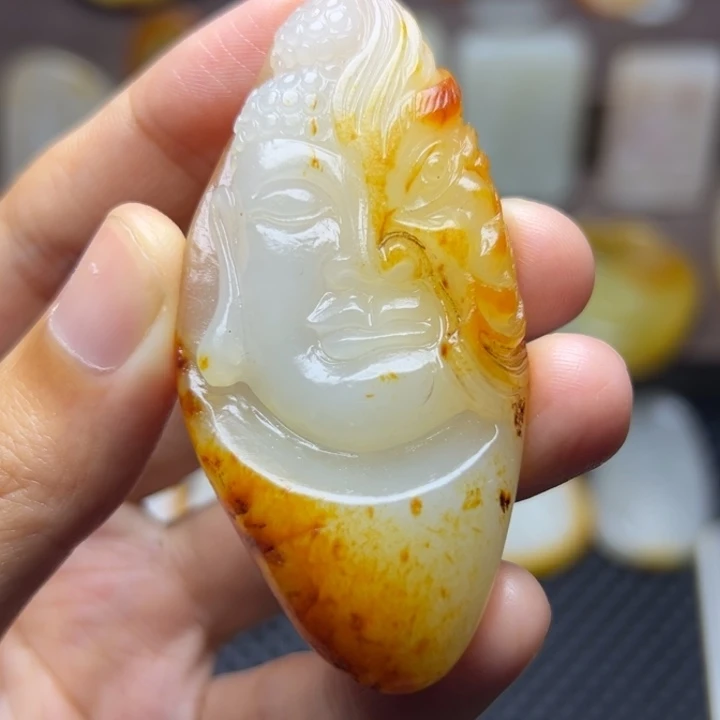 和田玉未镶嵌颈饰