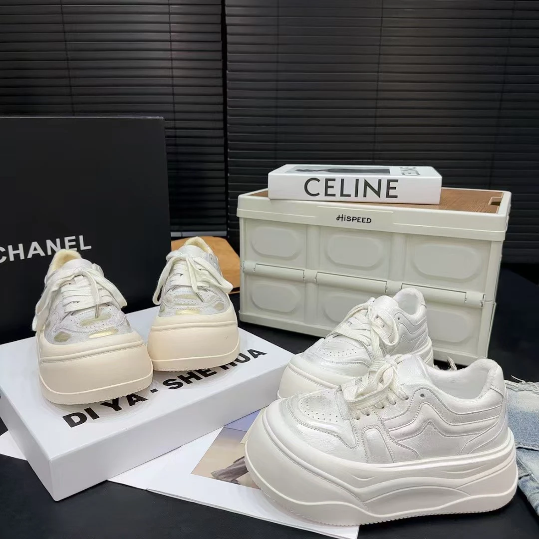 欧洲站小白鞋女2024冬新款厚底真皮时尚休闲鞋运动面包板鞋ins迪