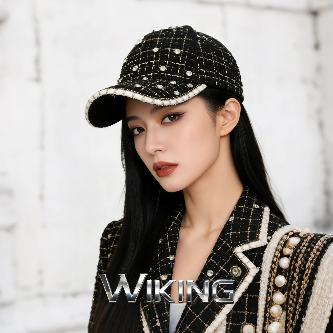 王大嘴原创 ”黑金银河“秋冬黑金小香风毛呢银钻棒球帽M212