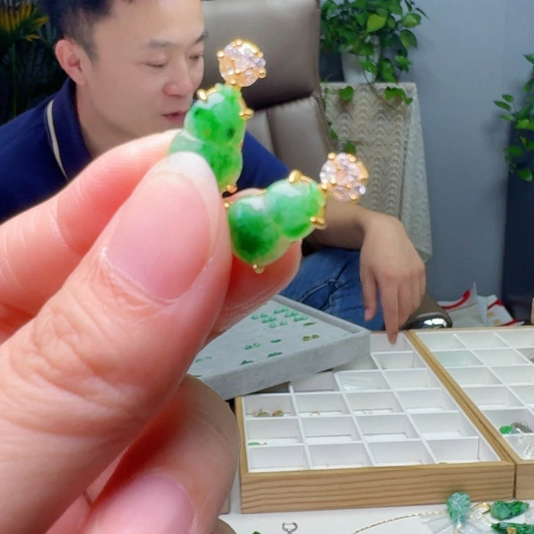 翡翠银S925镶嵌吊坠(不含链)多样性发货其一