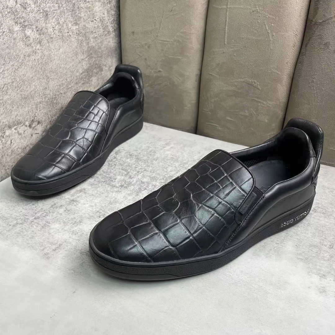 未使用 LouisVuitton/路易威登 黑色皮革鳄鱼纹一脚蹬/40国码