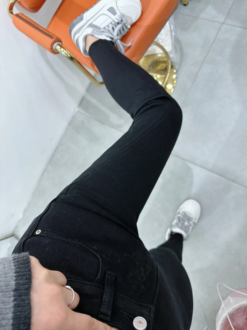 炫彩阁99324【加厚复古水洗浅蓝弹力修身铅笔牛仔裤】