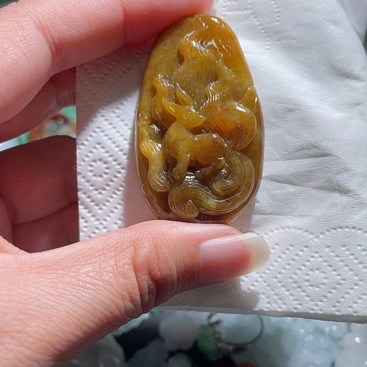 颈饰未镶嵌翡翠天