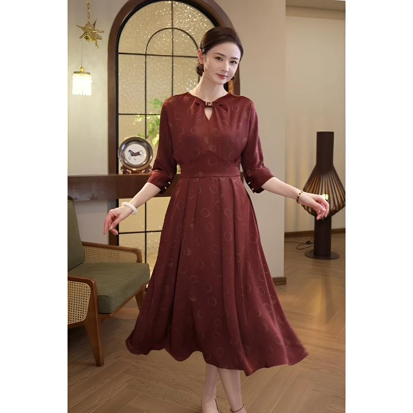 现货2025夏季新款【X-Q172】轻奢温婉尔雅气质小众五分袖深棕连衣裙