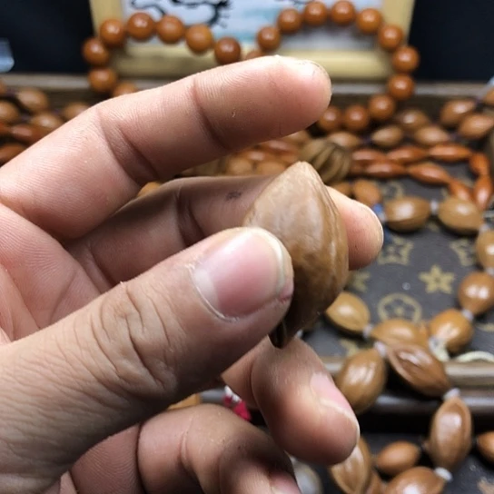 一***雨橄榄核吊坠来咯哦哦哦啦啦啦