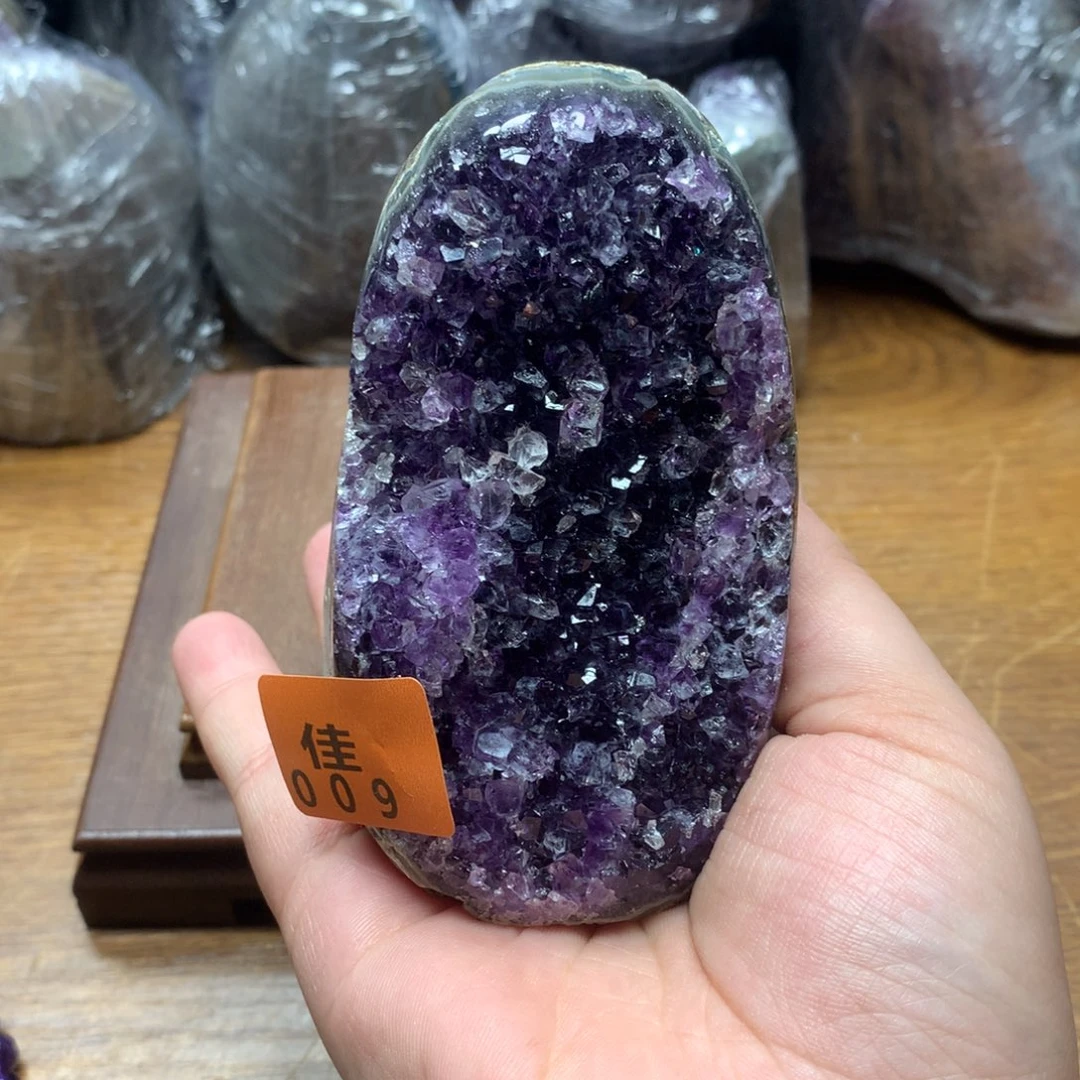 水晶大型摆件（非配饰）未镶嵌