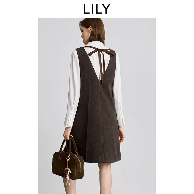 LILY2025冬新款女装复古气质通勤V领吊带裙背心连衣裙125419V7911