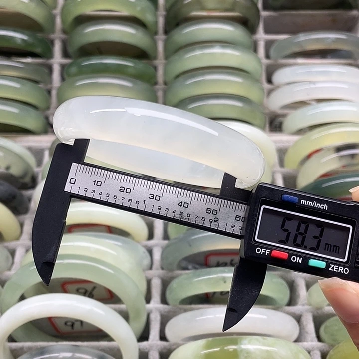 未镶嵌蛇纹石玉手镯103