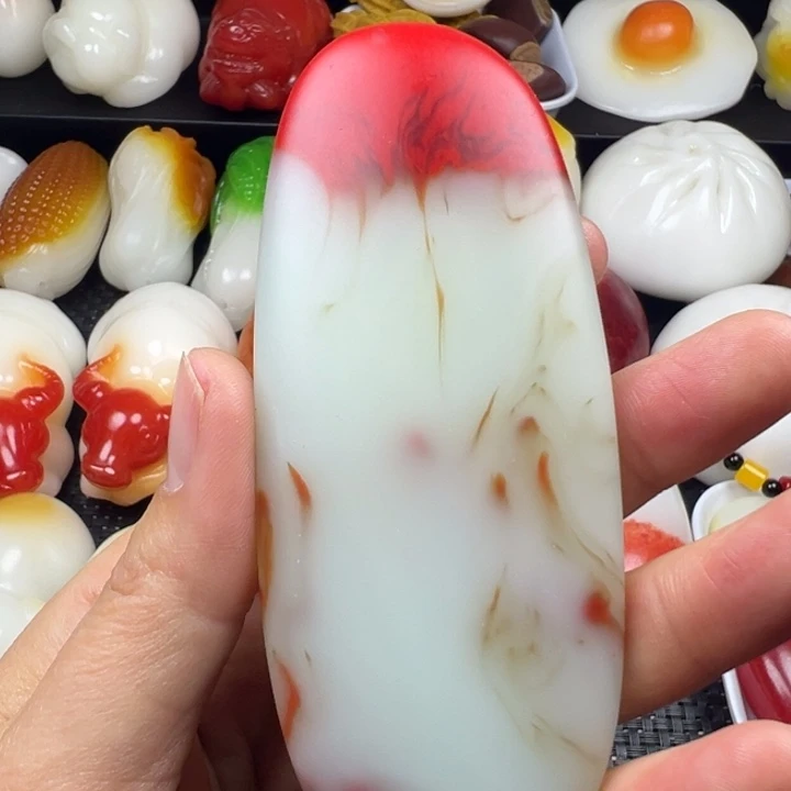 新疆戈壁五彩石金丝