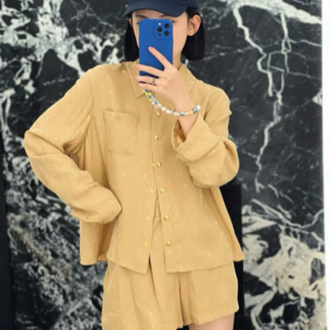 全新未使用 Celine/思琳 新款凯旋门满印衬衫/40码/A100127