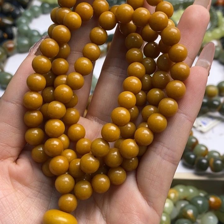 未镶嵌透闪石质玉珠宝奇石青**在