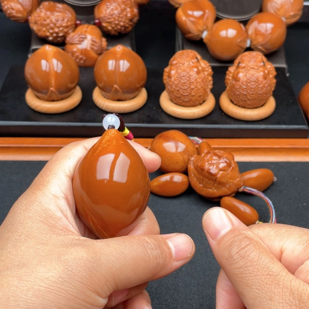 把件橄榄核蝴蝶37穿配