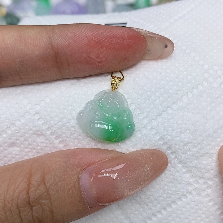 颈饰18K金镶嵌翡翠