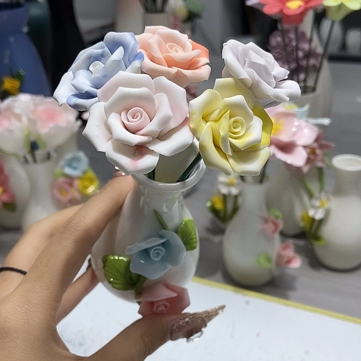 陶瓷纯手工捏花设计