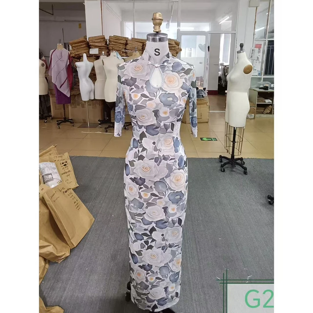 原创自制【栀子花开】新中式复古玫瑰花优雅修身显白中袖旗袍连衣裙