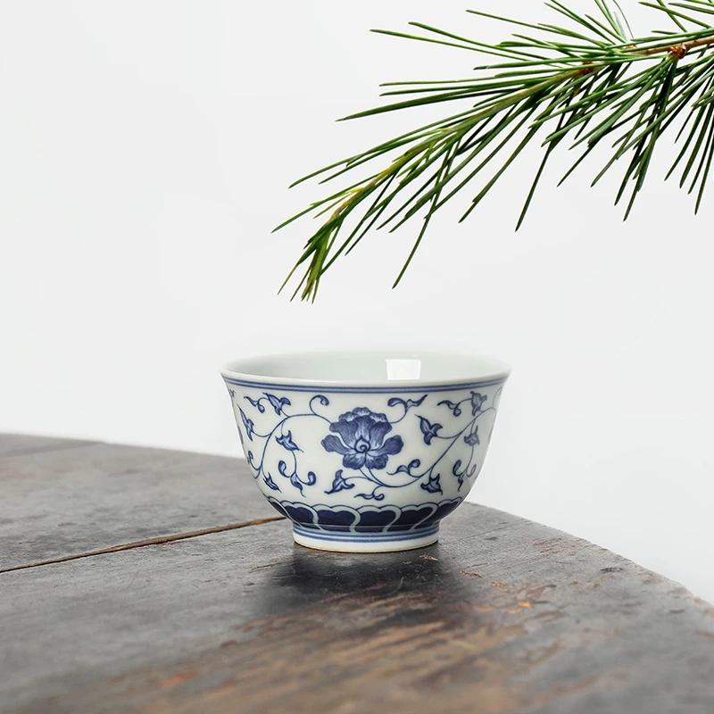 主人杯单杯功夫茶杯女士个人专用景德镇仿明青花手绘缠枝陶瓷茶具