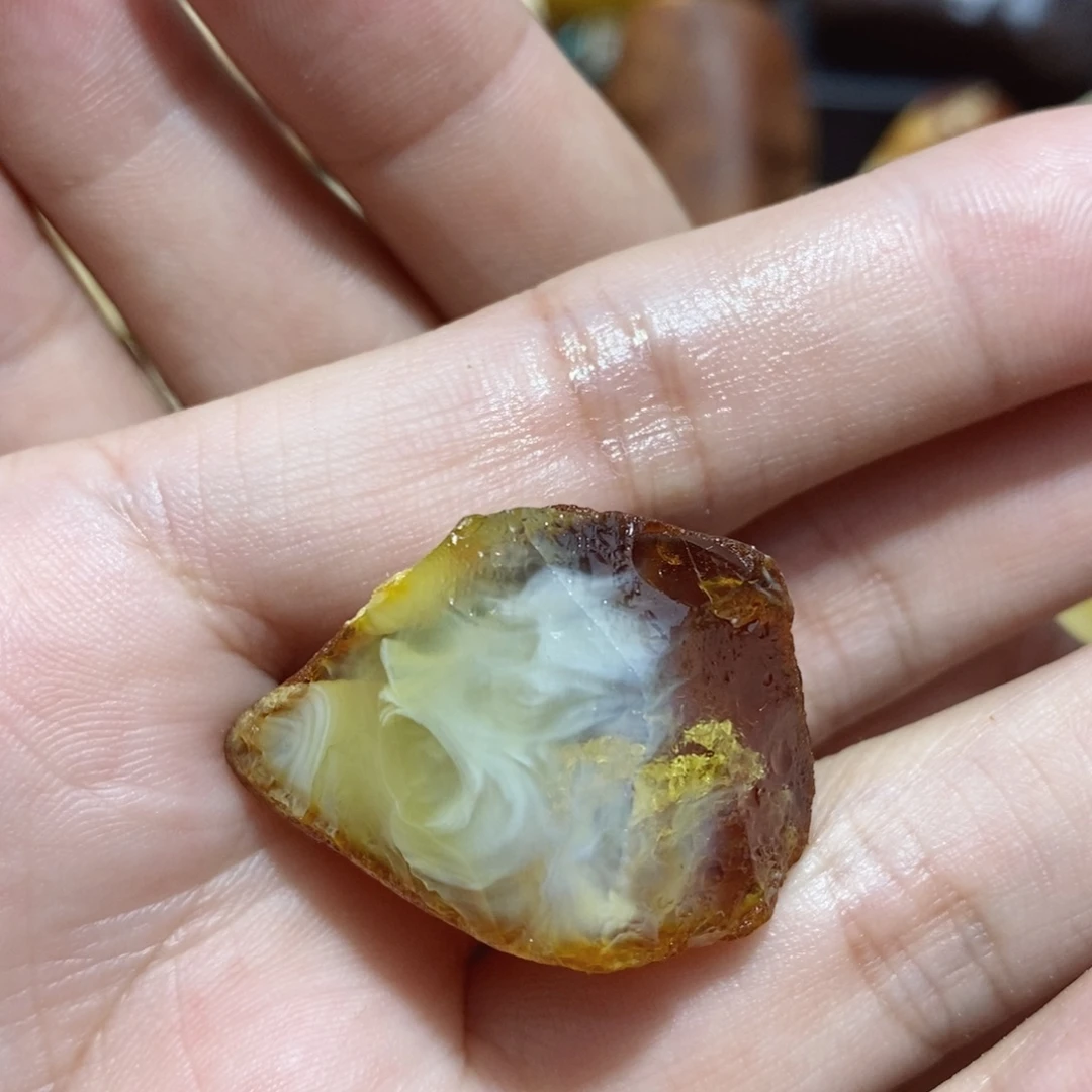 定制琥珀蜜蜡原石