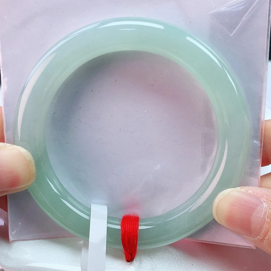 翡翠手镯未镶嵌53胖