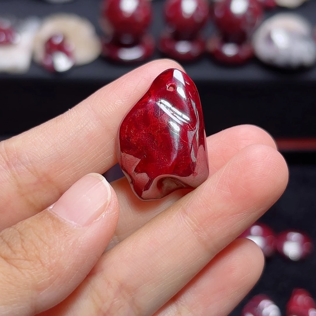 天然辰砂J***R朱砂原矿石吊坠18.3克