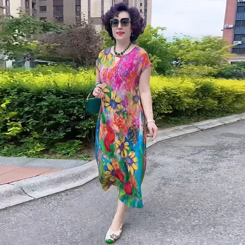 高品质2025夏季新款时尚双绉洋气连衣裙妈妈花色减龄宽松大码长裙
