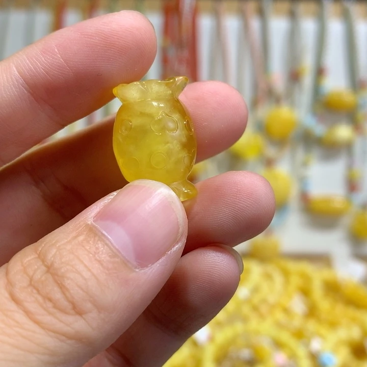 琥珀未镶嵌裸石特价