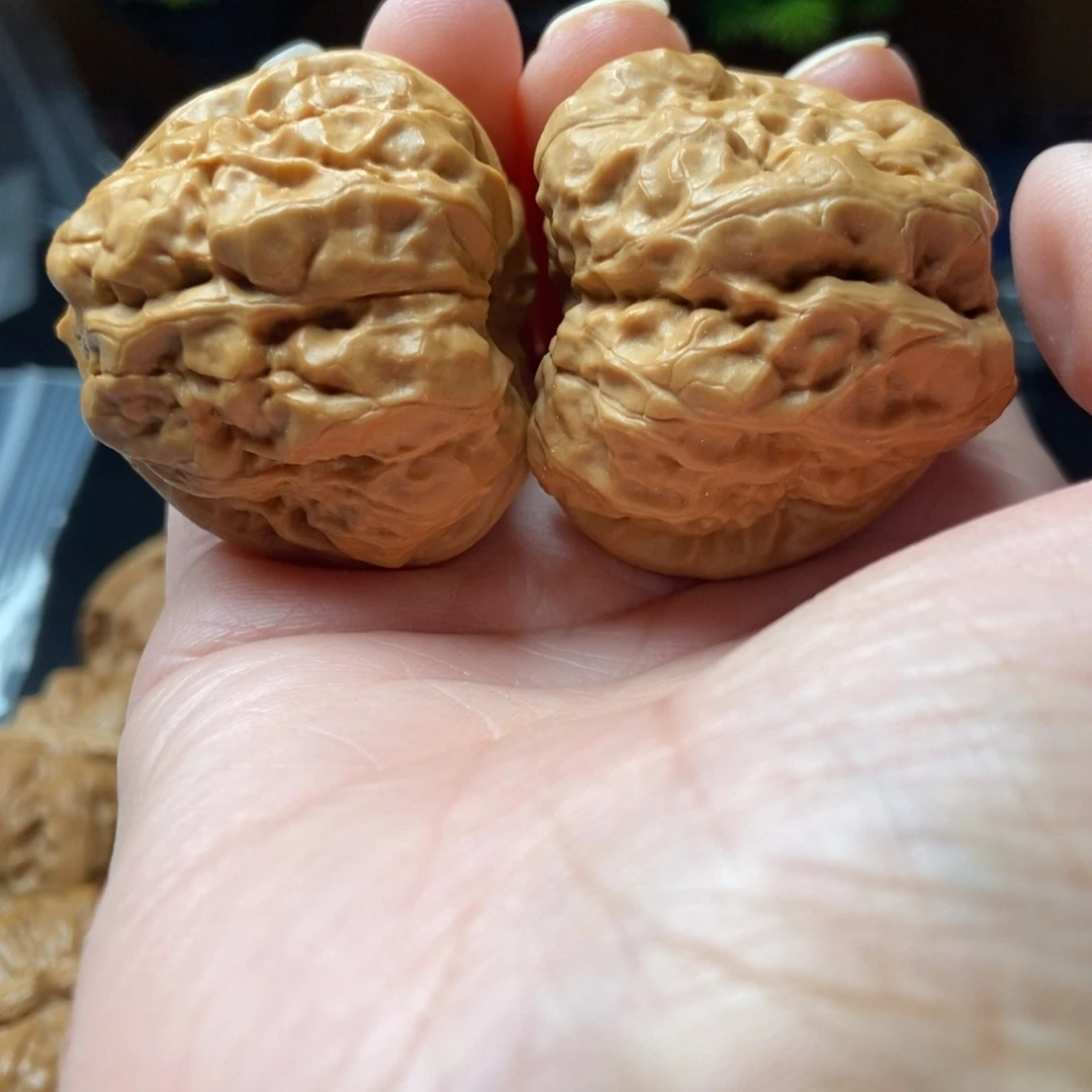 文玩核桃把件蛤蟆头40