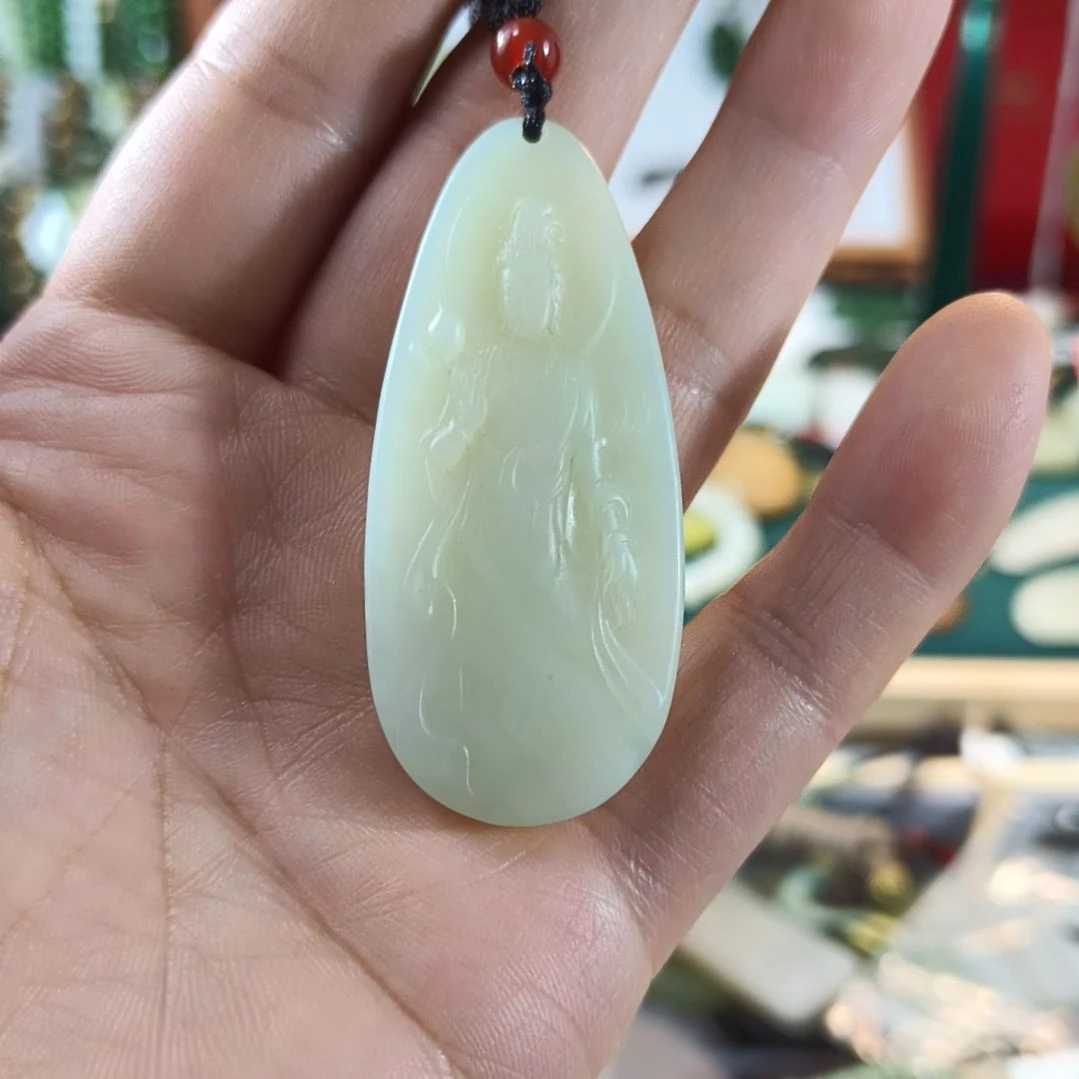 এ***༊和田玉未镶嵌颈饰