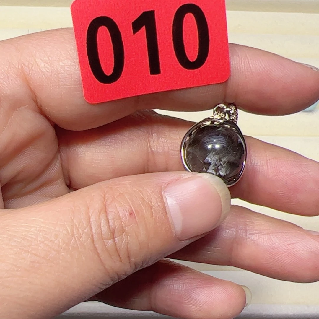 水晶颈饰未镶嵌口**猫天然