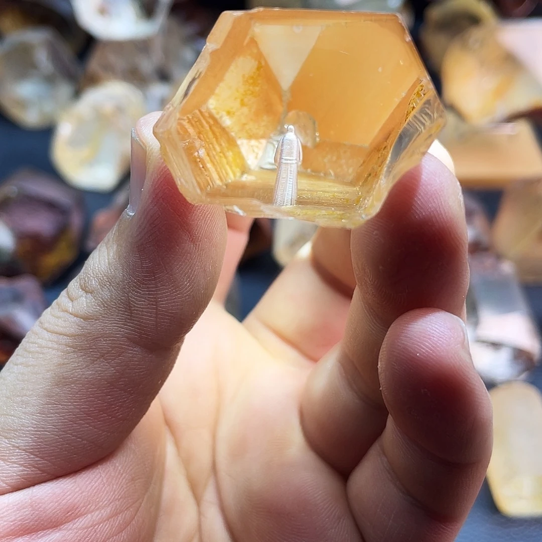 未镶嵌水晶珠宝半成品