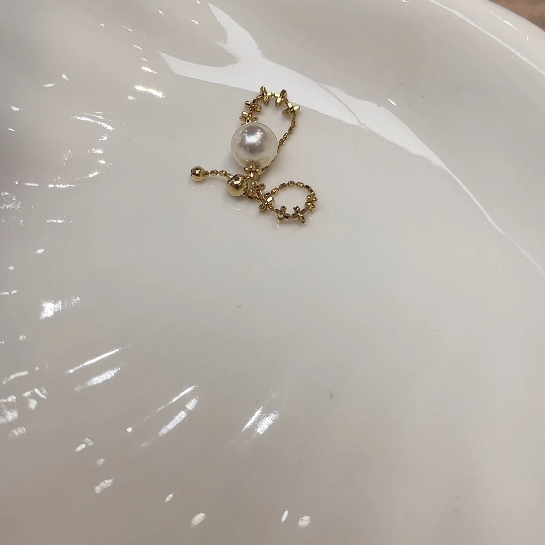 18K金镶嵌戒指海水珍珠