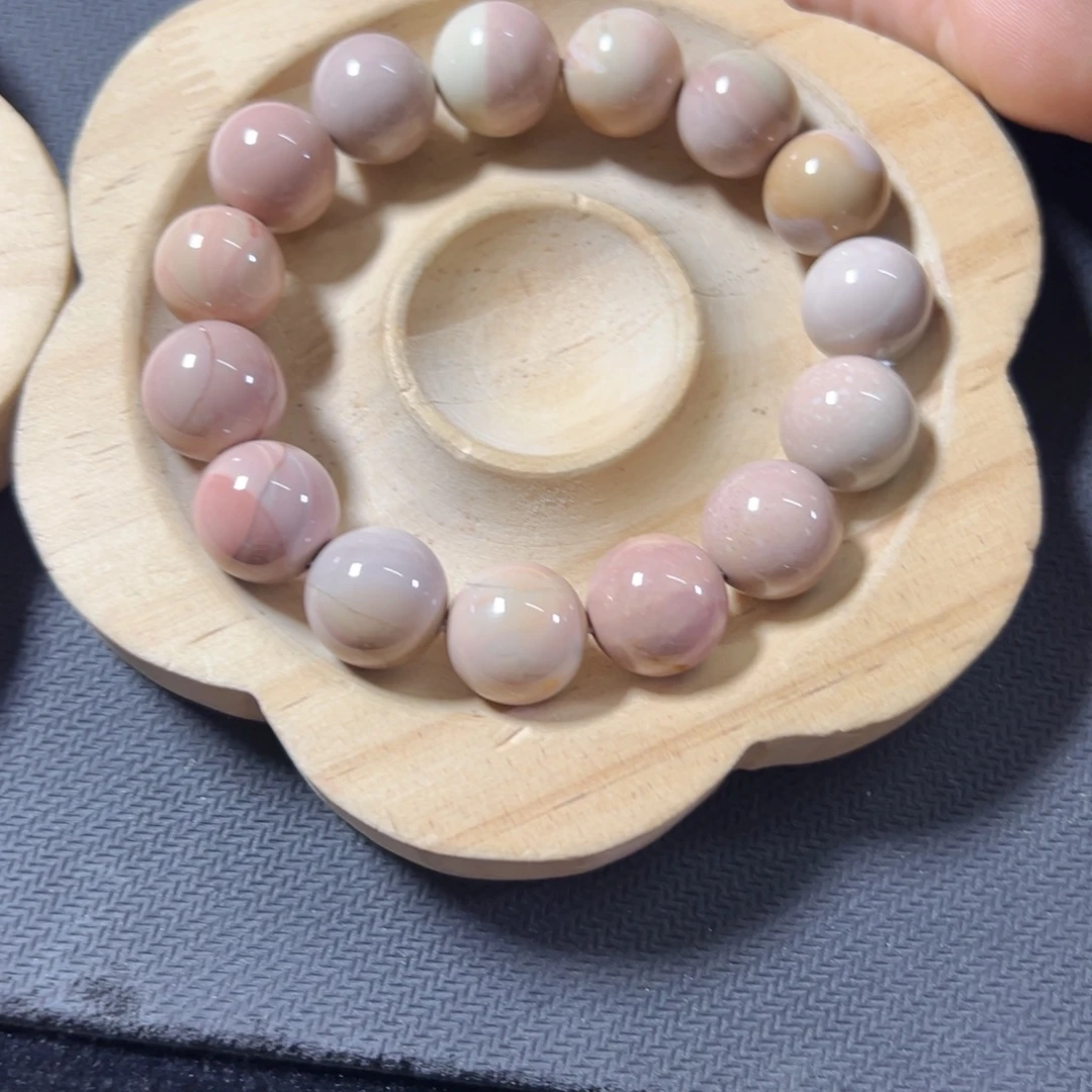 m***q石英质玉未镶嵌手链77